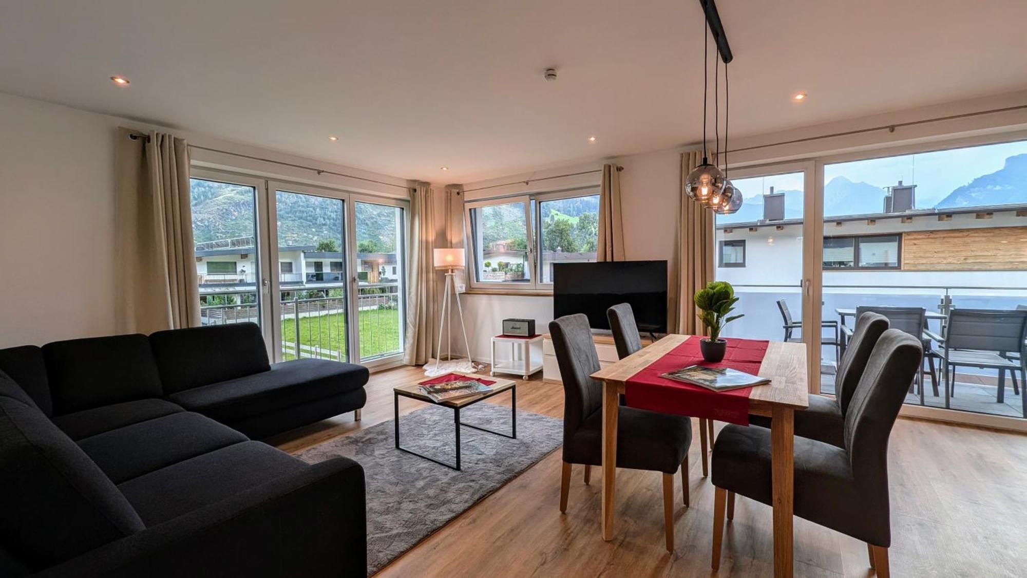 Penzhaus - Premium Private Apartment Zell am Ziller